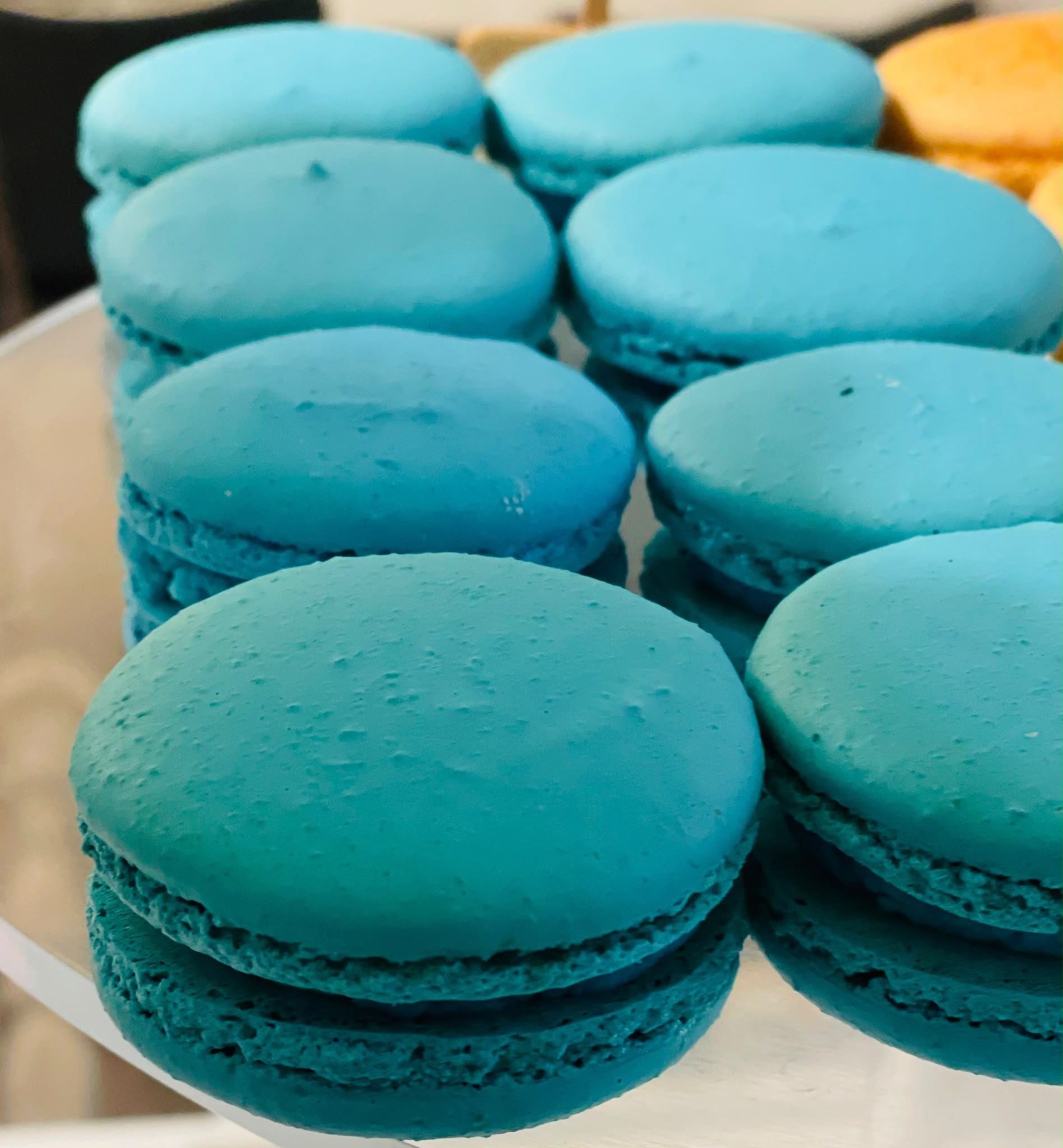 Box of 12 Macrons